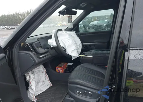 2022 Rivian R1T Adventure из США, поврежденный, VIN 7FCTGAAA2NN007400